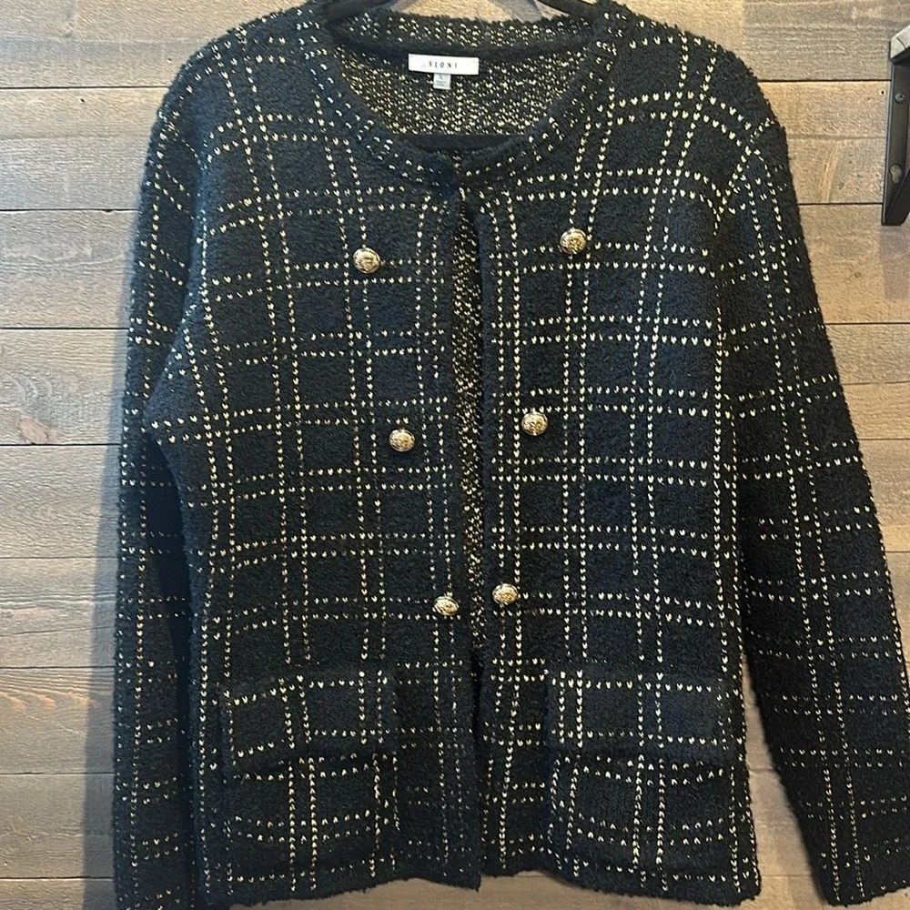 Sioni Large black and gold metallic threading and buttons cardigan with closure
